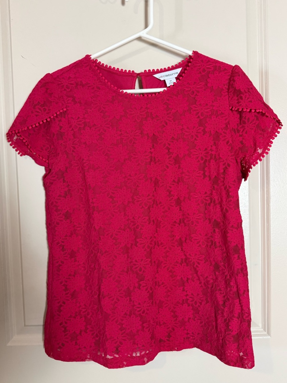 Liz Claiborne Fuchsia Floral Lace Short Sleeve Top